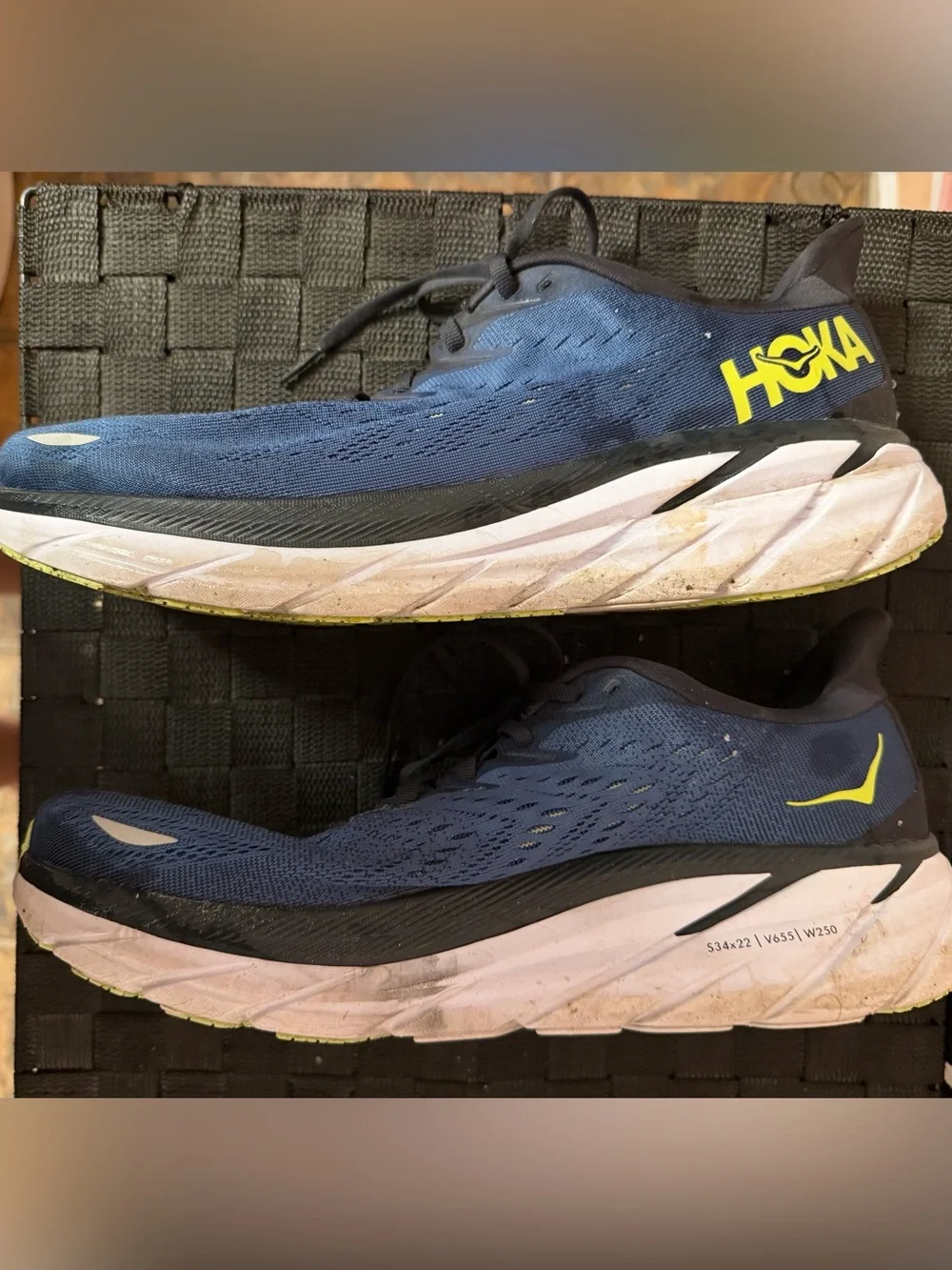 Men’s HOKA Clifton 9 Running Shoes | 11.5 | Blue